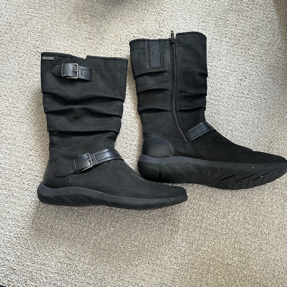 Women's Black Boots